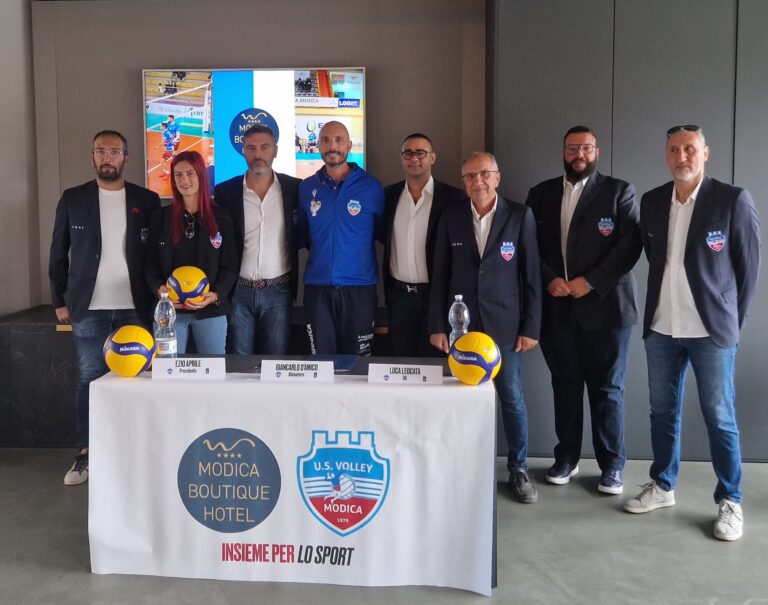 L'Avimecc Volley Modica presenta programmi e obiettivi, poi  serata di ringraziamento agli sponsor e la presentazione delle nuove maglie da gioco
