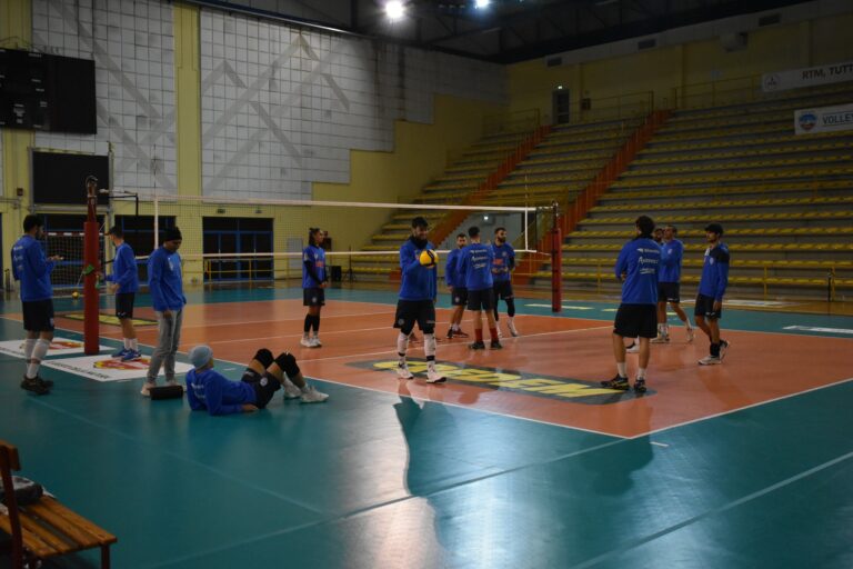 L'Avimecc Volley Modica in palestra per preparare la sfida di domenica, al “PalaRizza” arriva Bari